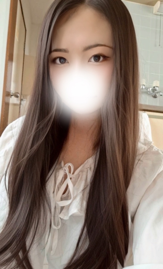新垣まゆ